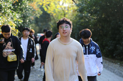 登山中1_副本.jpg