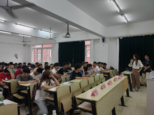 招聘会2_副本.jpg