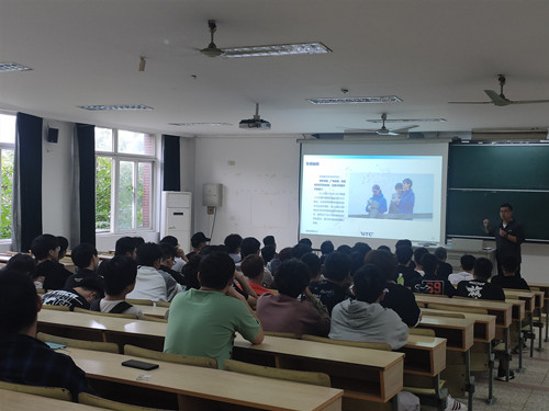 招聘会现场1_副本.jpg