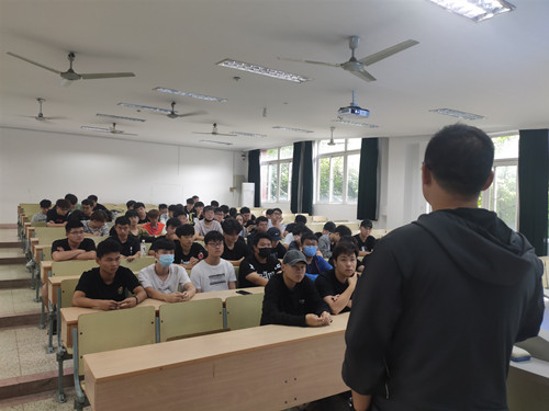 招聘会现场2_副本.jpg