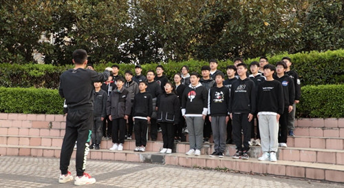 唱响歌曲,传承红色文化_副本.jpg