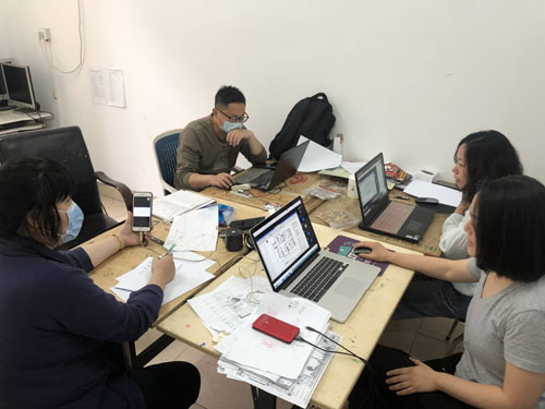 老师们在进行毕业设计答辩.jpg 老师们在进行毕业设计答辩.jpg