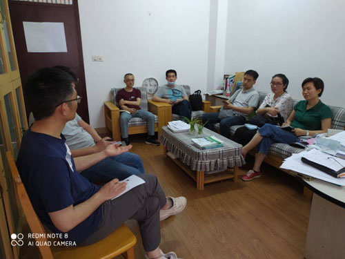 招生组在商讨疫情下如何招生.jpg 招生组在商讨疫情下如何招生.jpg