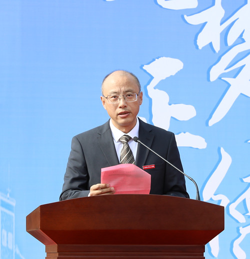 书记1.jpg 书记1.jpg