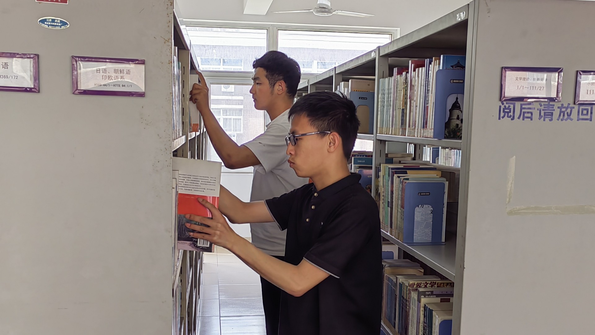 我的书籍我管理体验照片_副本.jpg 我的书籍我管理体验照片_副本.jpg